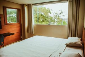 barrudada tropical hotel
