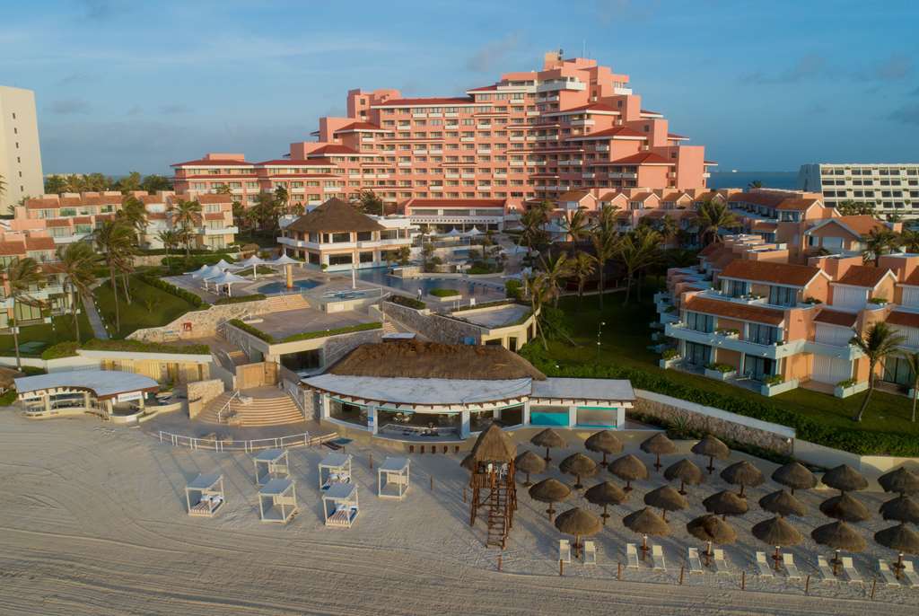 wyndham grand cancun all inclusive resort and villas