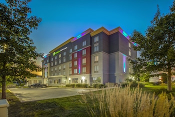Holiday Inn Express & Suites Woodstock South By Ihg,Ontario>>London,3 star