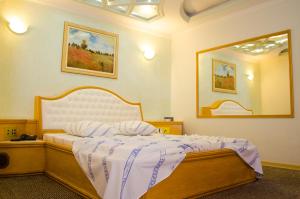 Omega Palace Hotel,Santana>>Bom Retiro,3 star