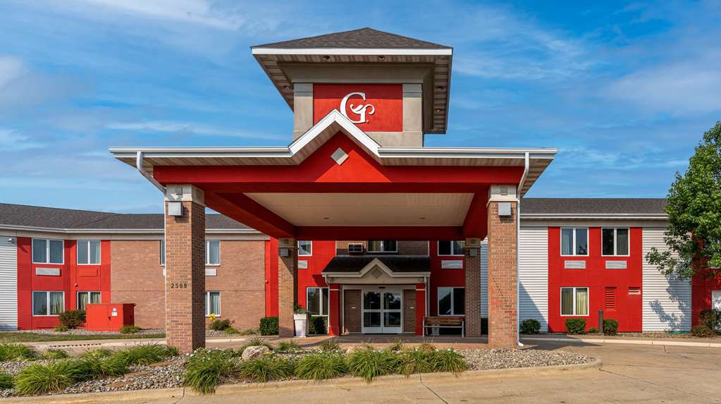 Links Bos Landen Hotel & Spa Of Pella Trademark,Marion>>Leighton,2.5 star