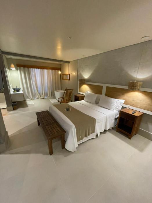 hiu hotel