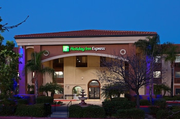holiday inn express temecula by ihg