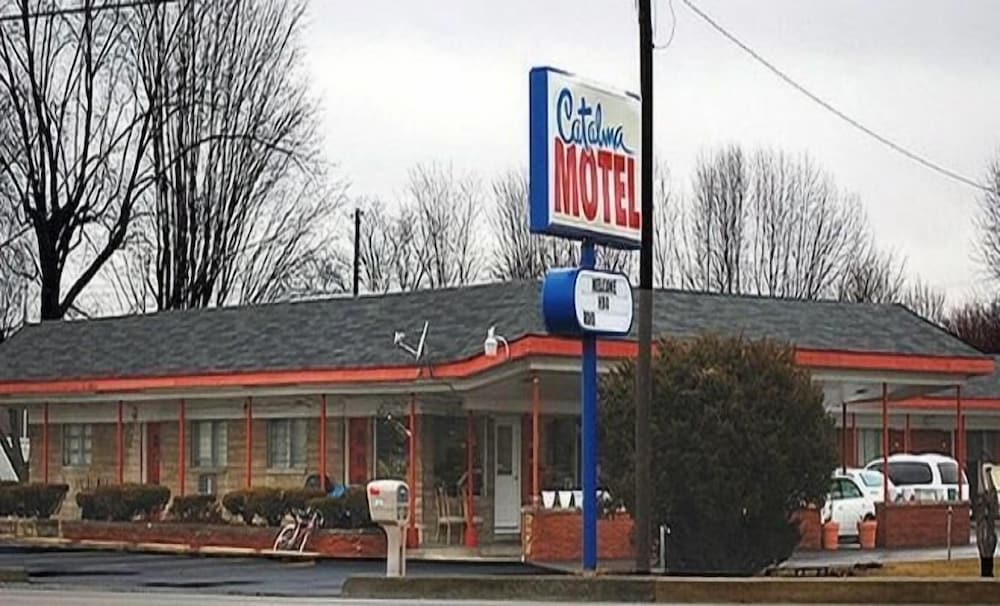 catalina airport motel