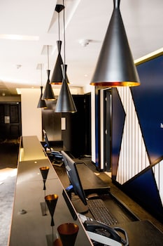 Max Executive Apartments,Illovo>>Bruma,1 star
