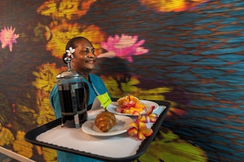 holiday inn port moresby by ihg