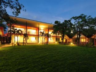 phi phi rimlay cottage