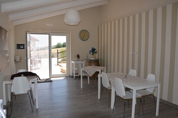 Re Umberto B&B,Montenero Di Bisaccia>>Cupello,4 star