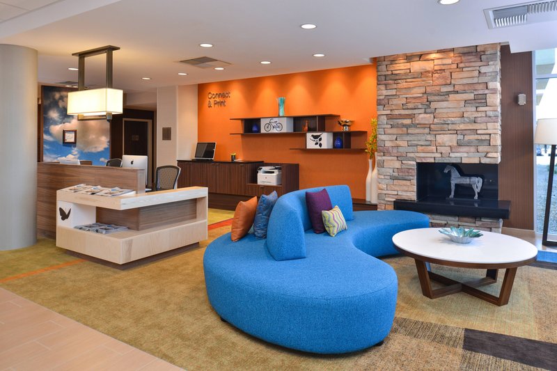 Fairfield Inn & Suites Sacramento Airport Woodland,Rancho Cordova>>Mcclellan,2.5 star