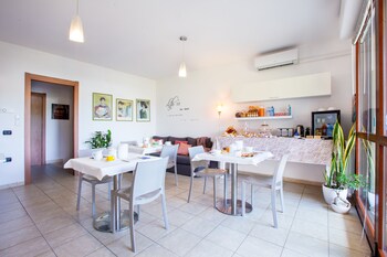 Sun&Sardinia,Monserrato>>Cagliari,3 star