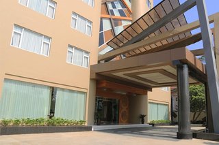 eastern palace hotel