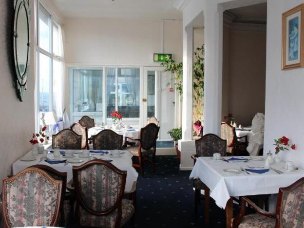 Brooklyn Hotel,Lancashire>>Blackpool,3 star