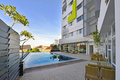 whiz prime hotel hasanuddin makassar