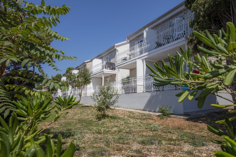 Aminess Bellevue Village,Dubrovnik-Neretva>>Orebic,3.5 star
