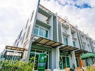 white monkey guesthouse