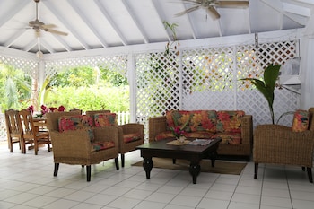 Tingum Village Hotel,Dunmore Town>>Bahamas,3 star