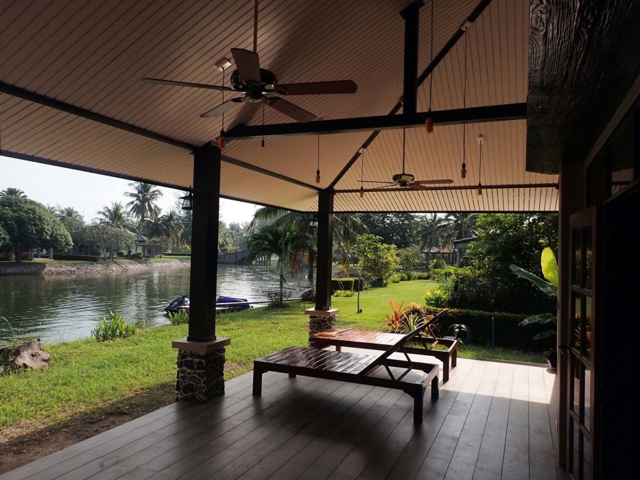 rayong rental pool villas