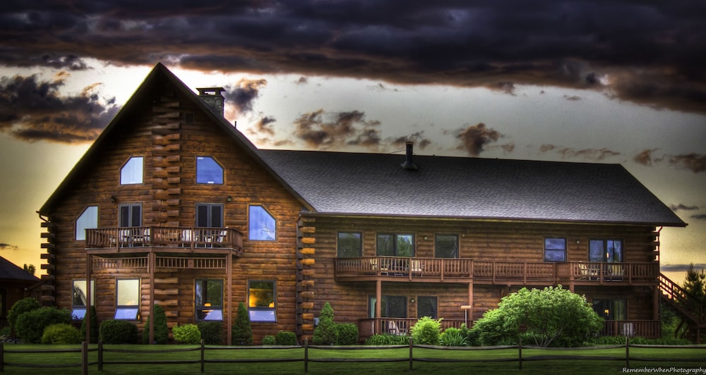 Point Au Roche Lodge,Isle La Motte>>Clinton,4 star