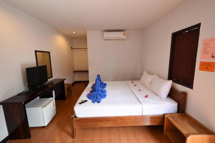 phi phi twin palms bungalows
