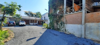 mountain blue cottage