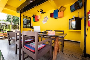 Mypatong Social Hostel,Kathu>>Karon Beach,3 star