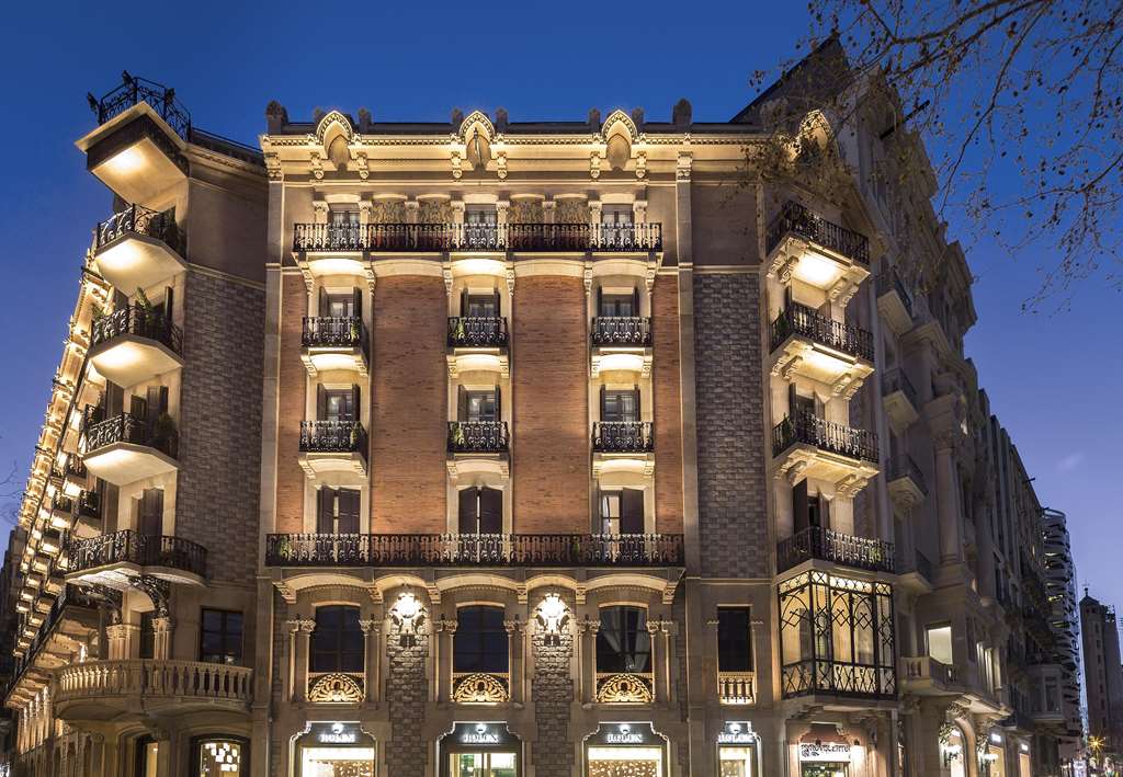 monument hotel