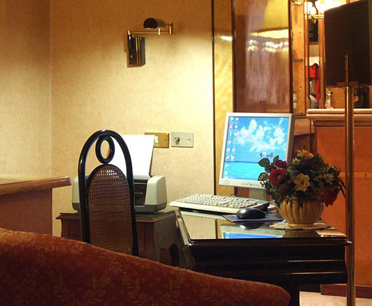 Hotel Nuovo Rebecchino,Naples>>Campania,3 star