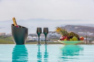 White Orchid Villa,Mesaria>>Megalochori,4 star