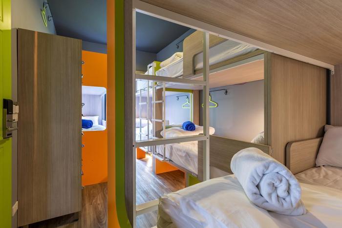 Isanook Hostel (Adults Only)