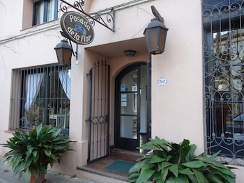 Posada De La Flor,Colonia>>Barrio Histórico,2.5 star