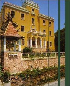 hotel paradiso