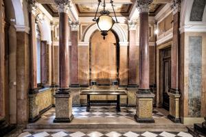 seven historical suites