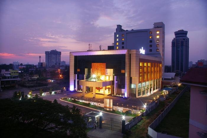 Gokulam Park Hotel & Convention Centre