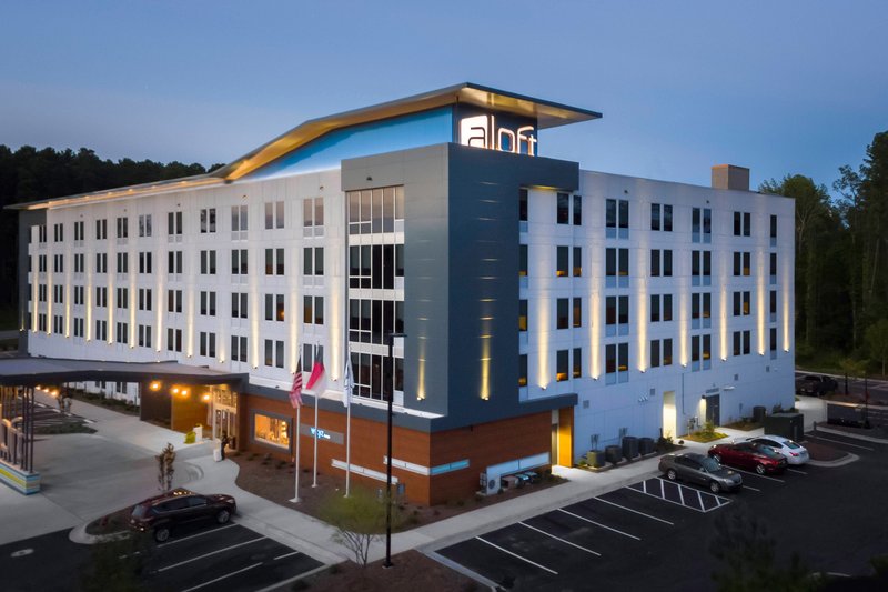 aloft raleigh durham airport brier creek