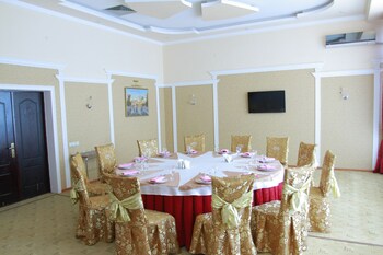 Hotel Meridian,Surxondaryo Region>>Termez,2 star