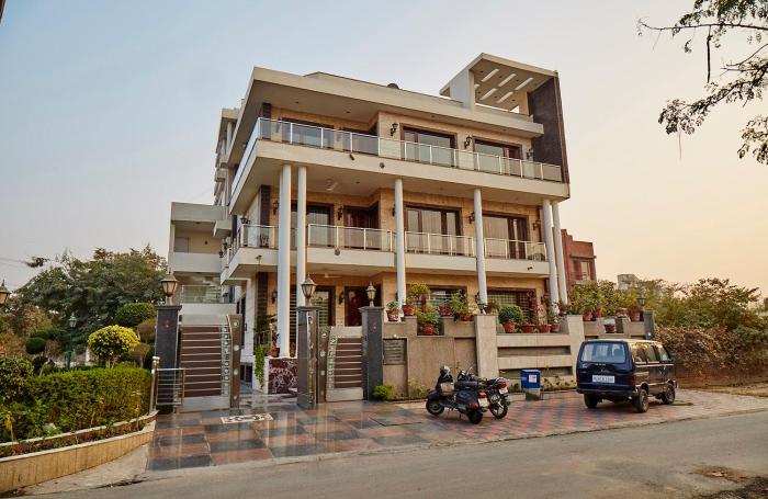 kapoor residency