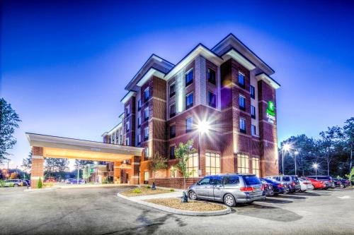 holiday inn express and suites cleveland west west