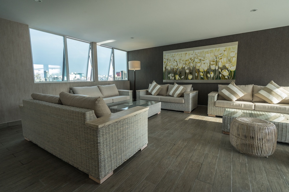 Jose Antonio Deluxe,Lima>>Barranco,4 star