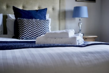 The Cottage,Derby>>Curbar,2 star