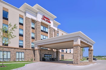 hampton inn and suites altoona des moines