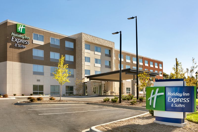 Holiday Inn Express & Suites Salisbury, An Ihg Hotel