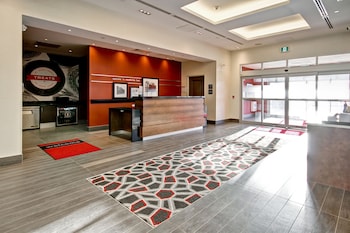 hampton inn and suites by hilton medicine hat