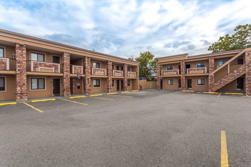 Travelodge By Wyndham South Hackensack,Englewood>>Bergen,2 star
