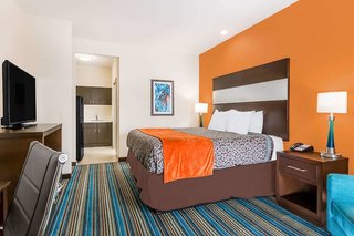 days inn and suites by wyndham katy