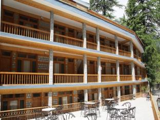 Vivaan Stay Holiday Home International,Circuit House Road,3 star