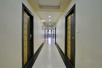 Hotel Samrat,Napier Town,3 star