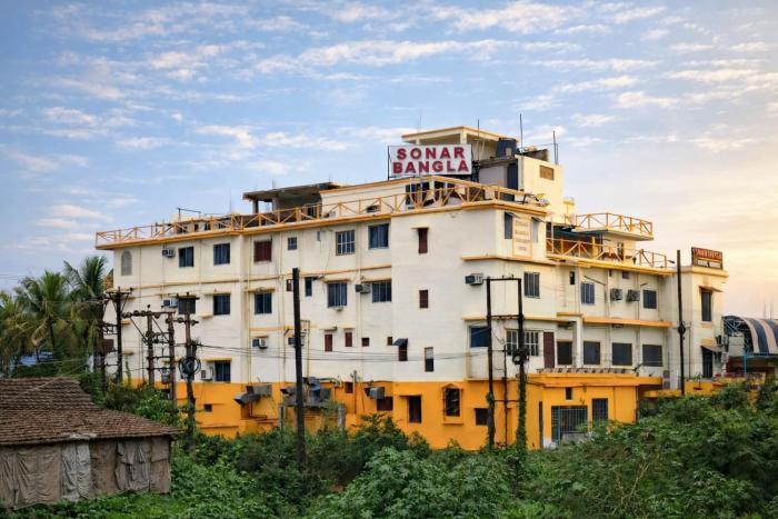 Sonar Bangla's Motel Midway,Howrah,2 star