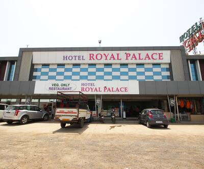 Hotel Royal Palace Ahmedabad,Sardar Patel Ring Road,3 star