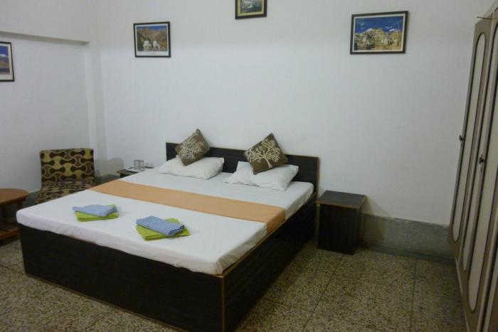 Khushi Paying Guest House,Muradev>>Varanasi,1 star