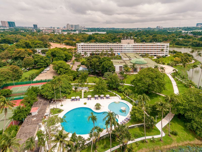 inya lake hotel